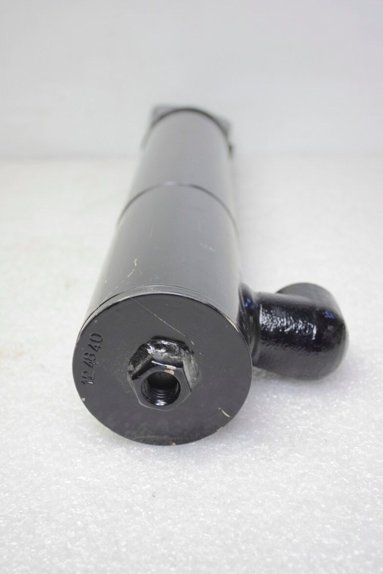 CAT Caterpillar 1349839 (R) Hydraulic Cylinder with Bearing 31mm I.D