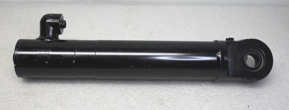 CAT Caterpillar 1349839 (R) Hydraulic Cylinder with Bearing 31mm I.D