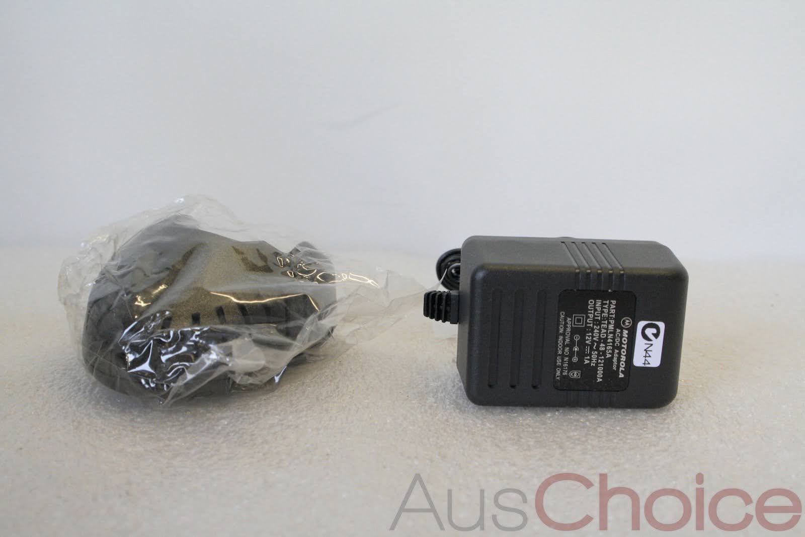 *Brand New* Motorola PMNT4067B 3 Pin CB Radio Battery Charger with PSU