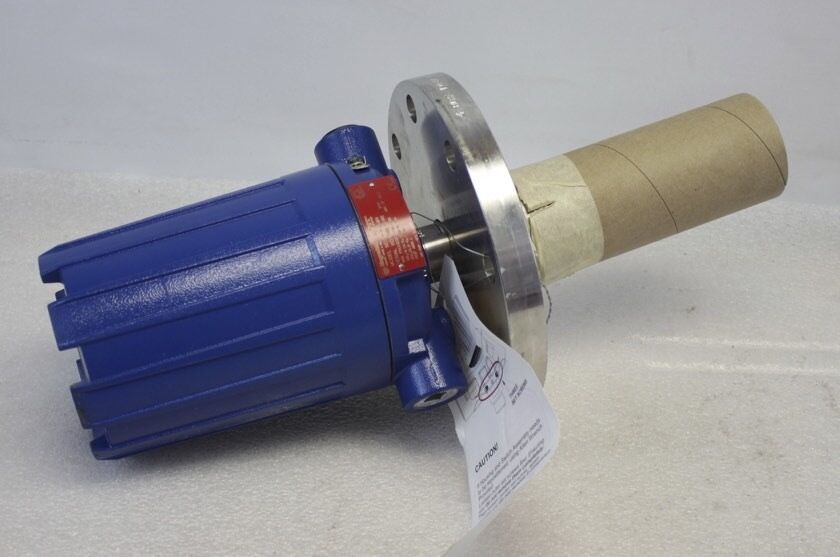 Magnetrol B10-4H3B 8D9 Top Mount Liquid Displacer Level Switch for Pump Control