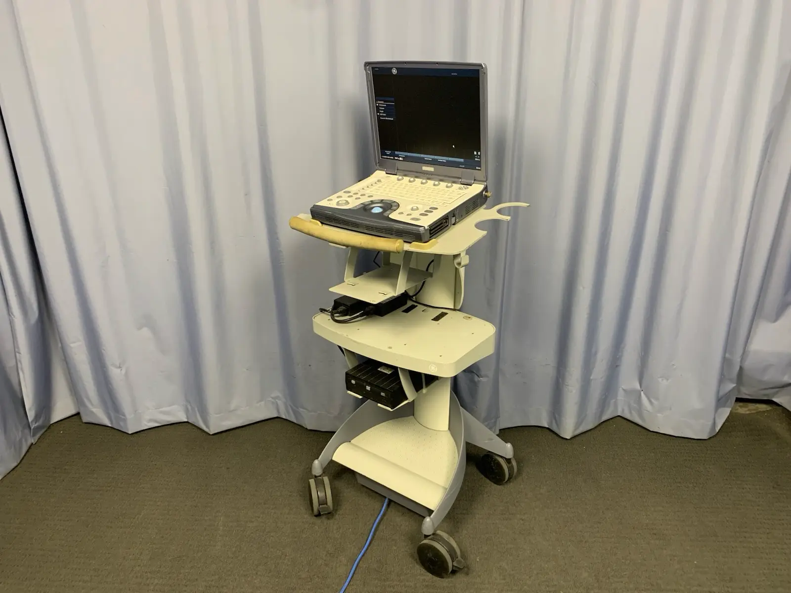 GE LOGIQ e Portable Ultrasound Machine