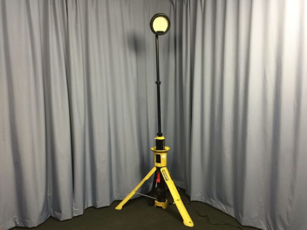 Pelican 9440 Remote Area Lighting System LED Rechargeable NiMH RALS