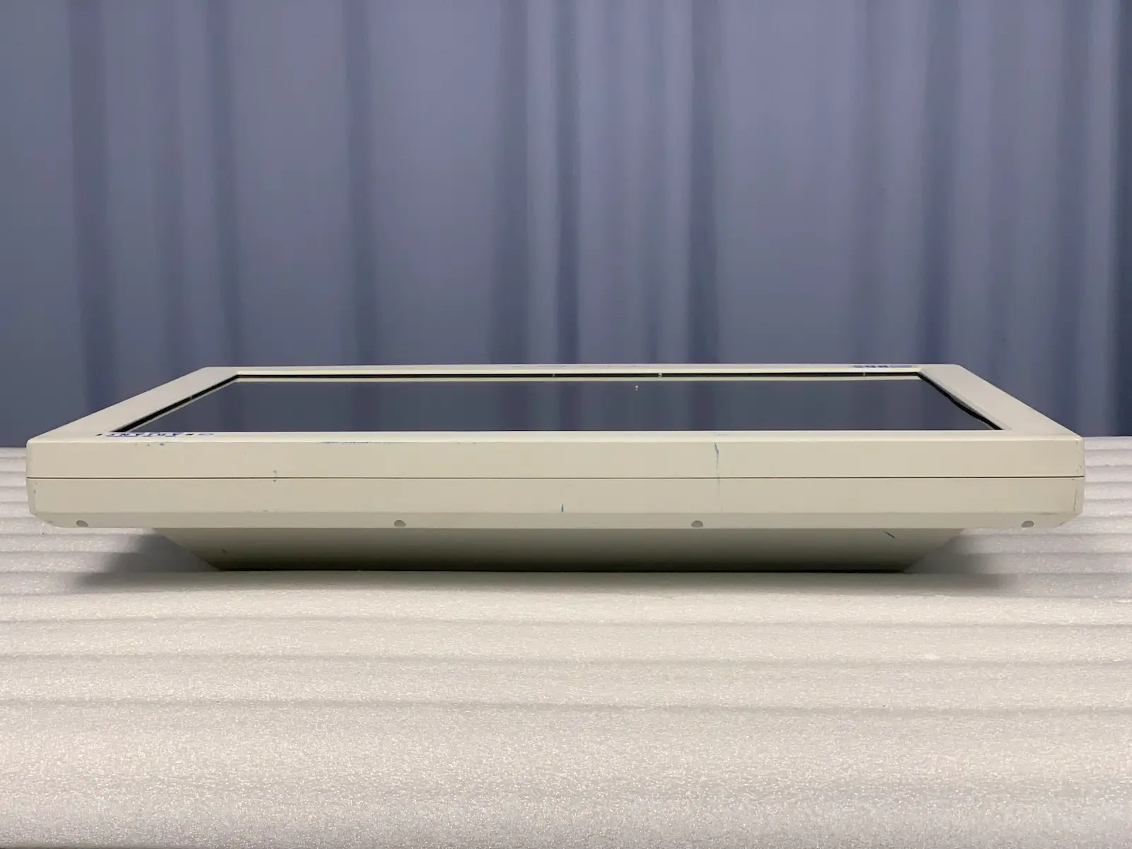 NDS Radiance SC-WU26-A1511 26″ FHD Surgical LCD Monitor – Part No: 90R0020-B