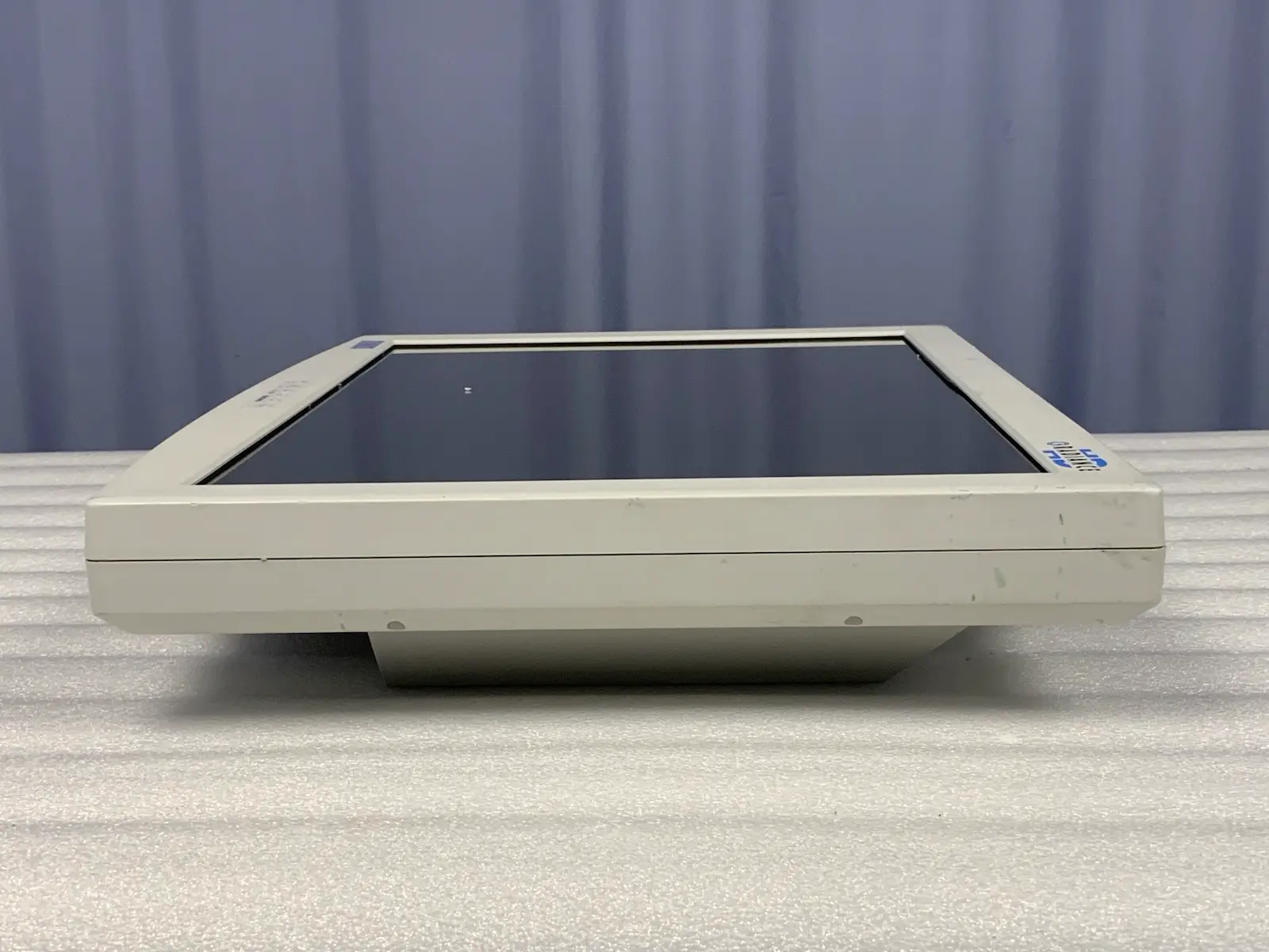 NDS Radiance SC-WU26-A1511 26″ FHD Surgical LCD Monitor – Part No: 90R0020-B