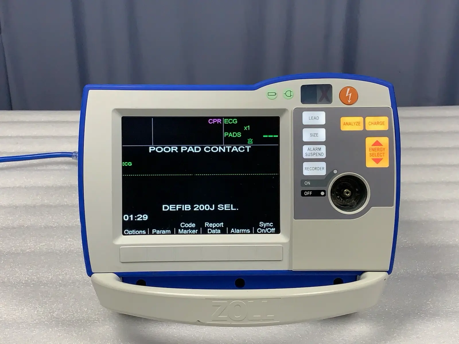 Zoll R Series Plus Monitor + Accs