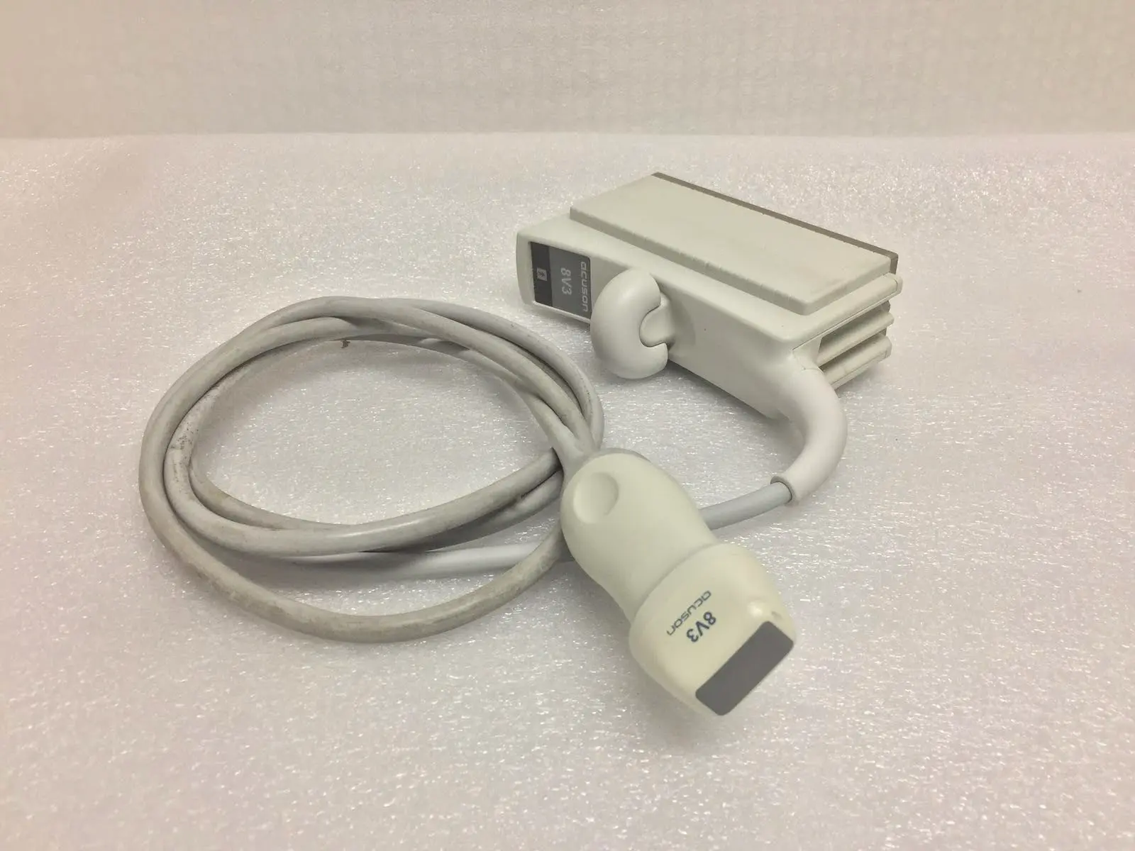 Siemens 8V3 Acuson Ultrasound Probe Transducer