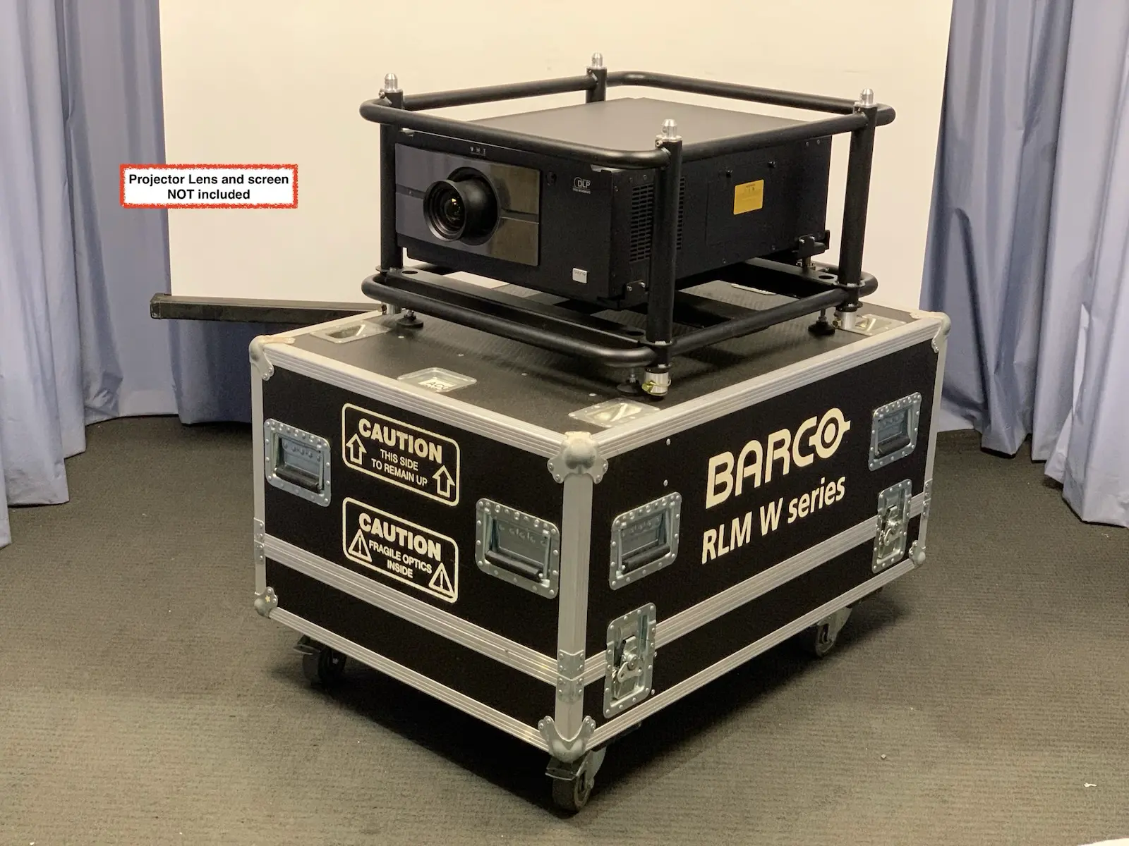 Barco BME RLM W8 OMRI Large Venue Projector w Rigging Frame & Road Flight Case