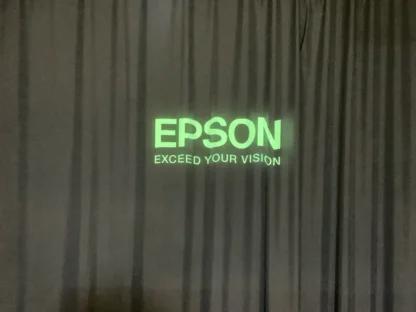 Epson EB-1723 Video Min Iproiettore VGA USB Portable 2700 Lumens Projector
