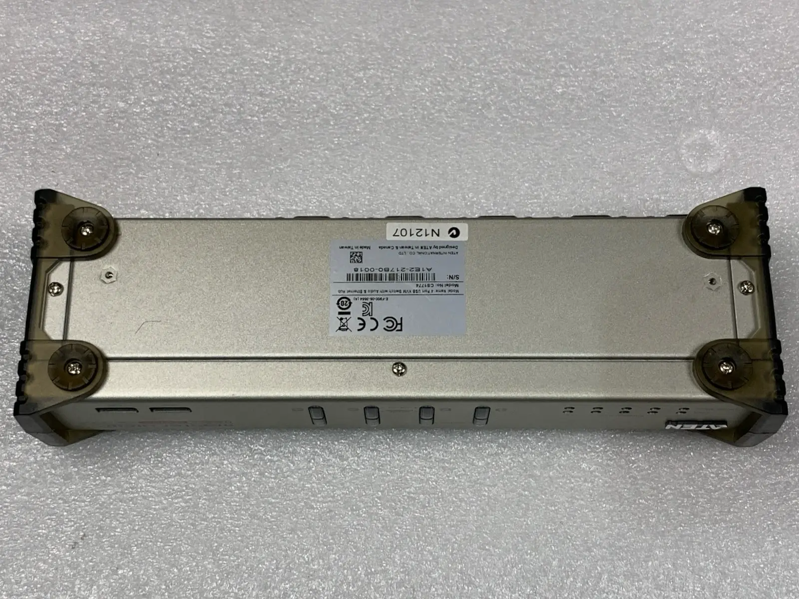 ATEN CS-1774 Master View USB2.0 KVME 4 Port USB KVM Switch w Ethernet