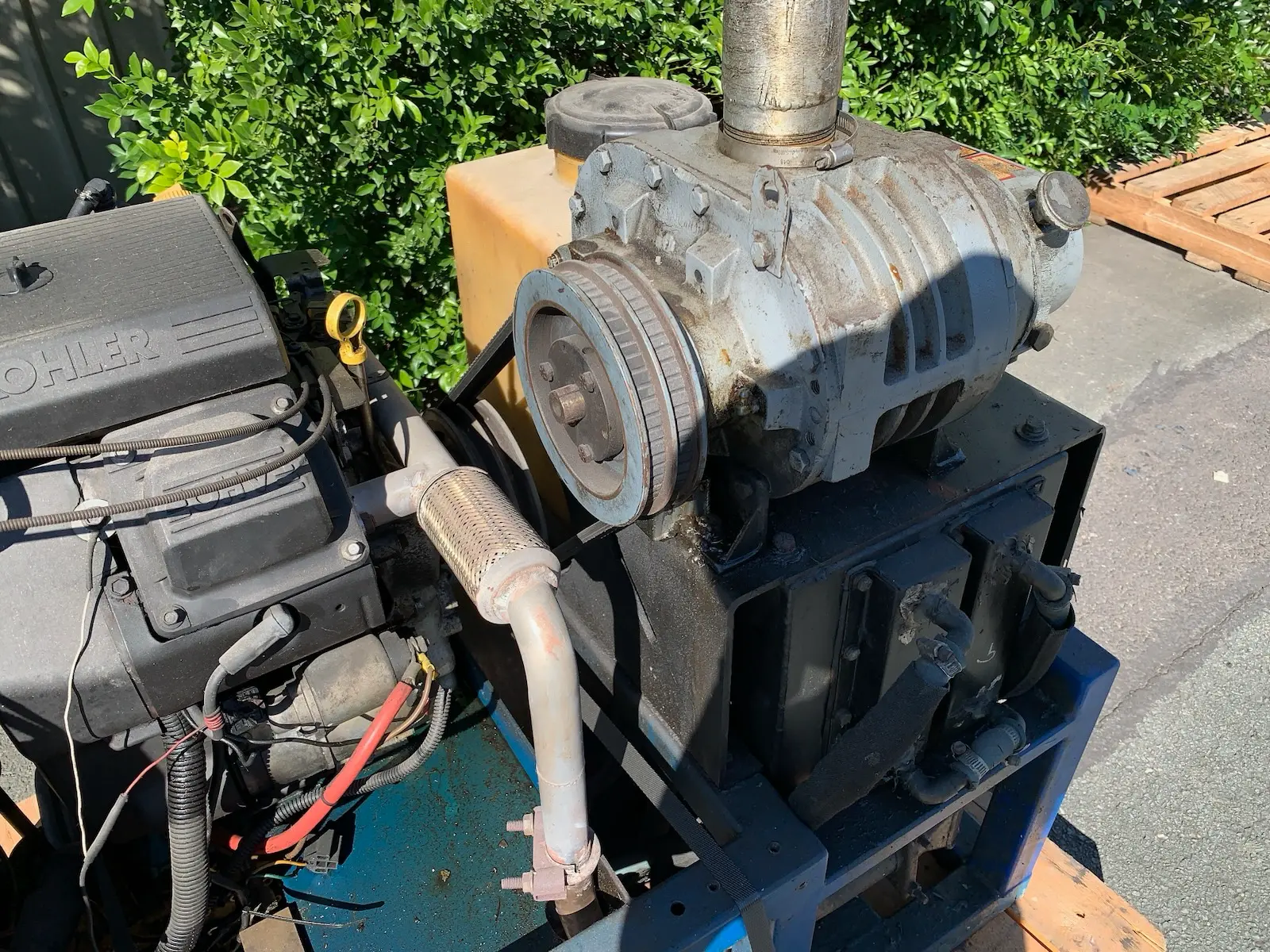 Blueline Champ Truck Mount Carpet Cleaning Shampoo Machine Unit - As Is