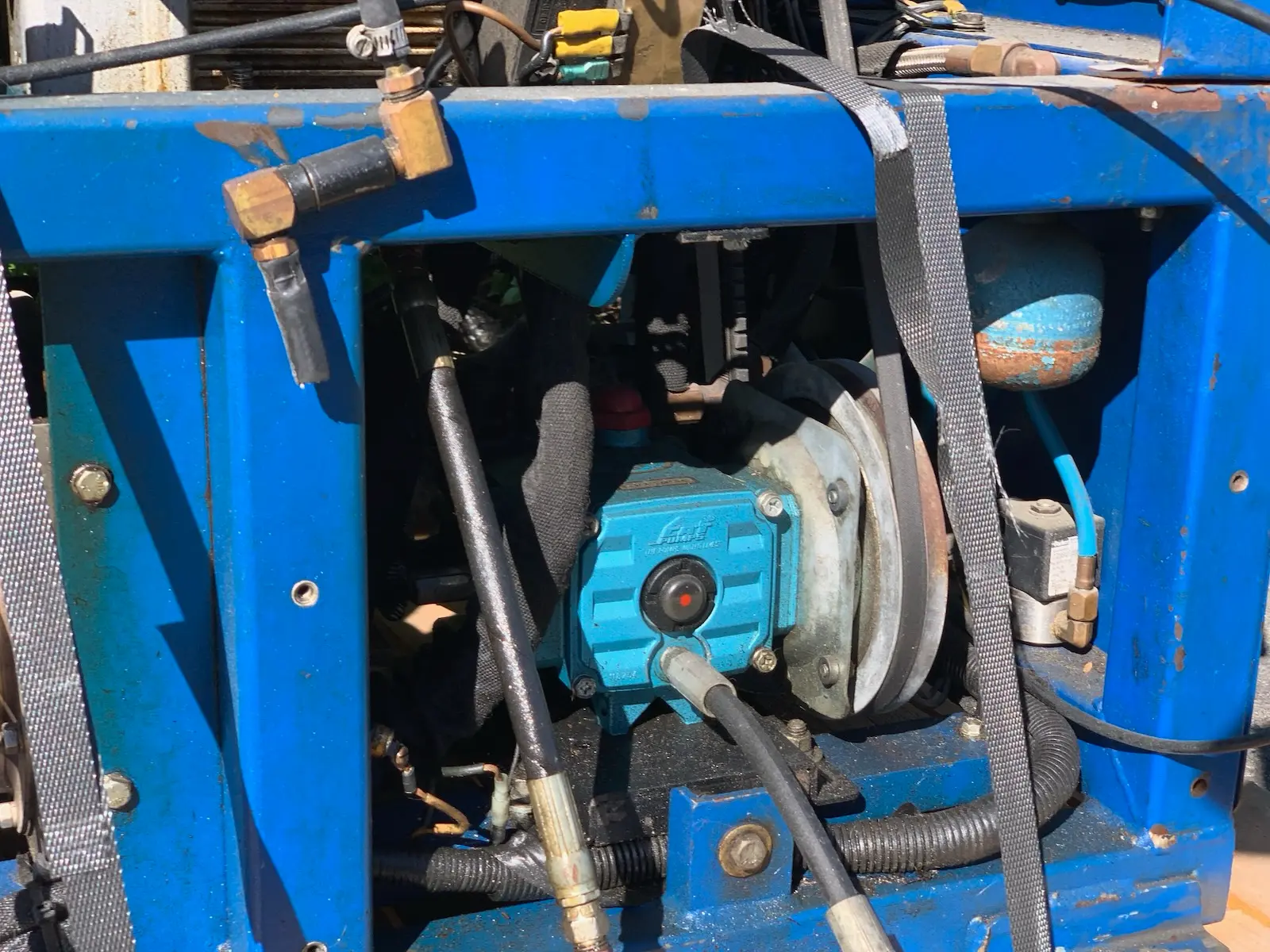 Blueline Champ Truck Mount Carpet Cleaning Shampoo Machine Unit - As Is