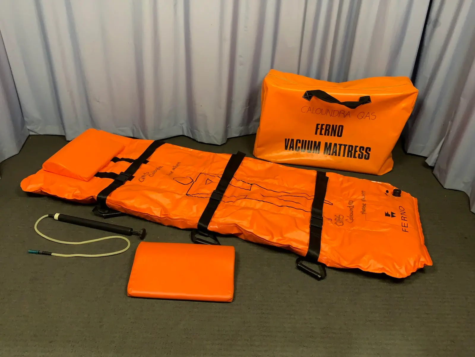 Ferno 192 Vacuum Mattress w Carry Bag