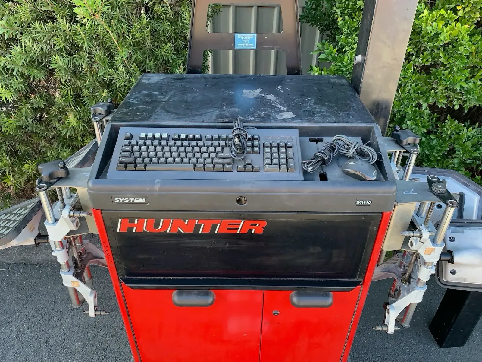 Hunter WA140 WA14X Hawkeye 4 Wheel Alignment Alligner Machine w Accs