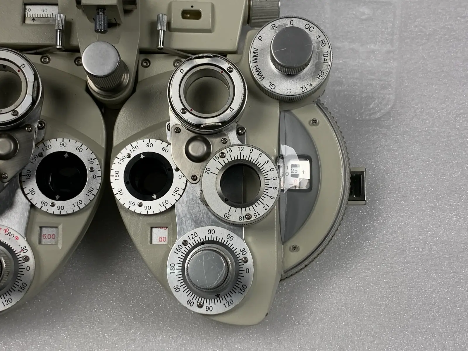 Insight Optometry Vision Eye Test Manual Phoropter Refractor Head Vision Tester