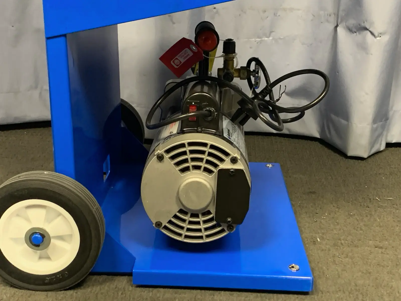 Mastercool EQX1587 142Lpm Oex Mobile Charging Station w Acc - New Never Used