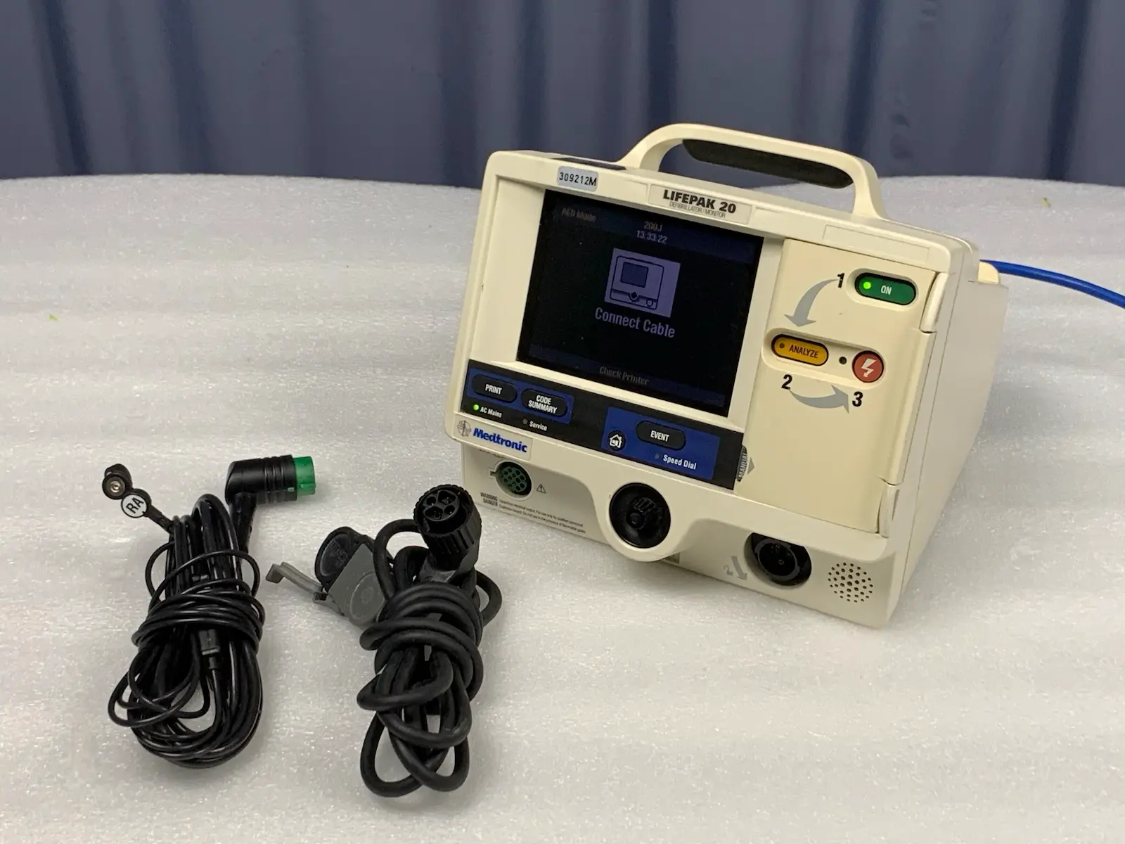 Medtronic Physio Control Lifepak 20 Monitor w ECG (2004)