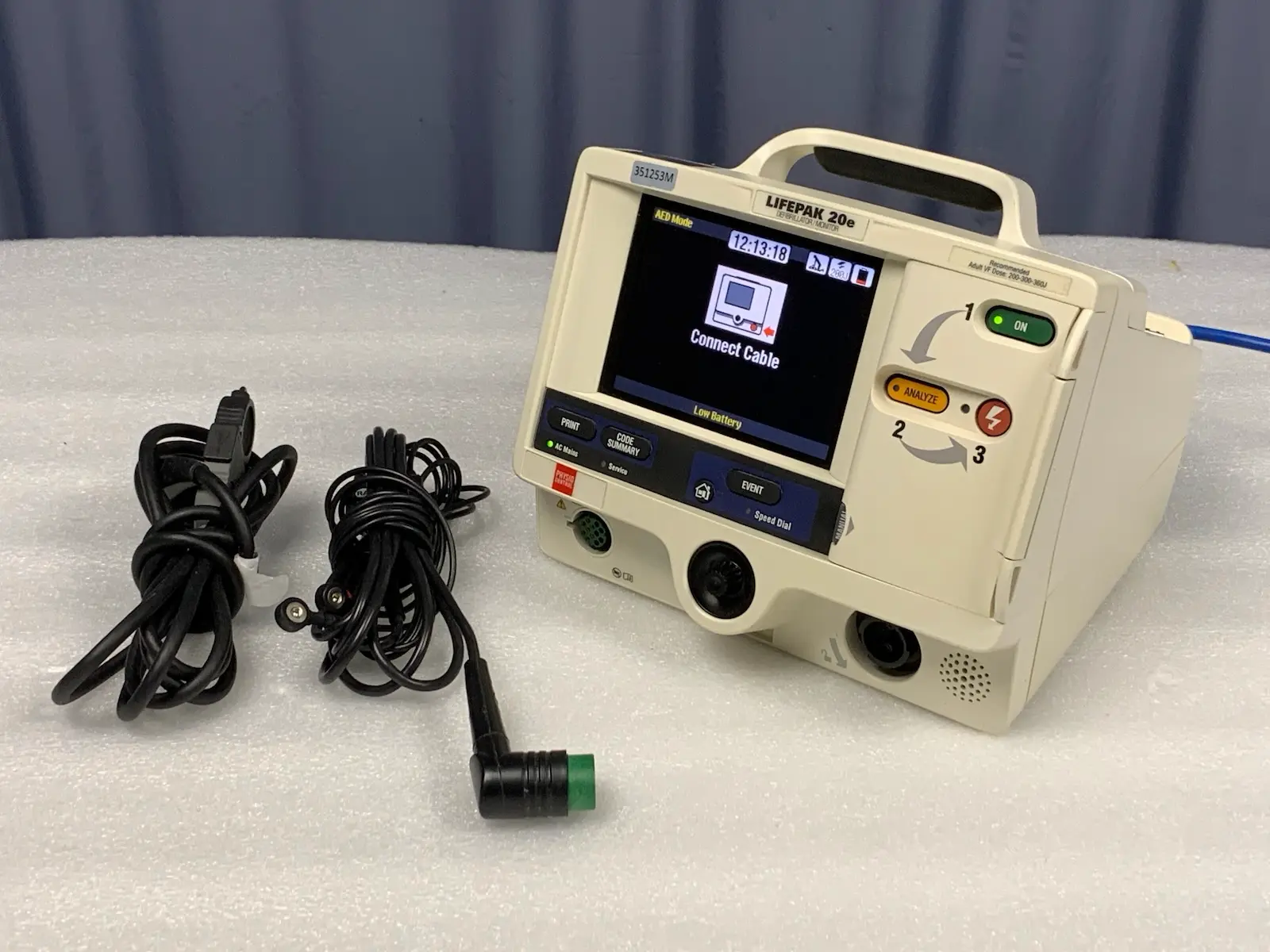 Medtronic Physio Control Lifepak 20e Monitor w ECG (2016)