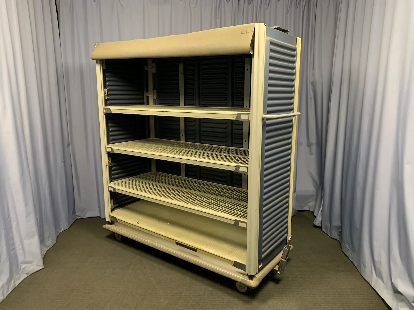 Metro Max Plus Medical Supply Cart Hospital Delivery Cart with Cover