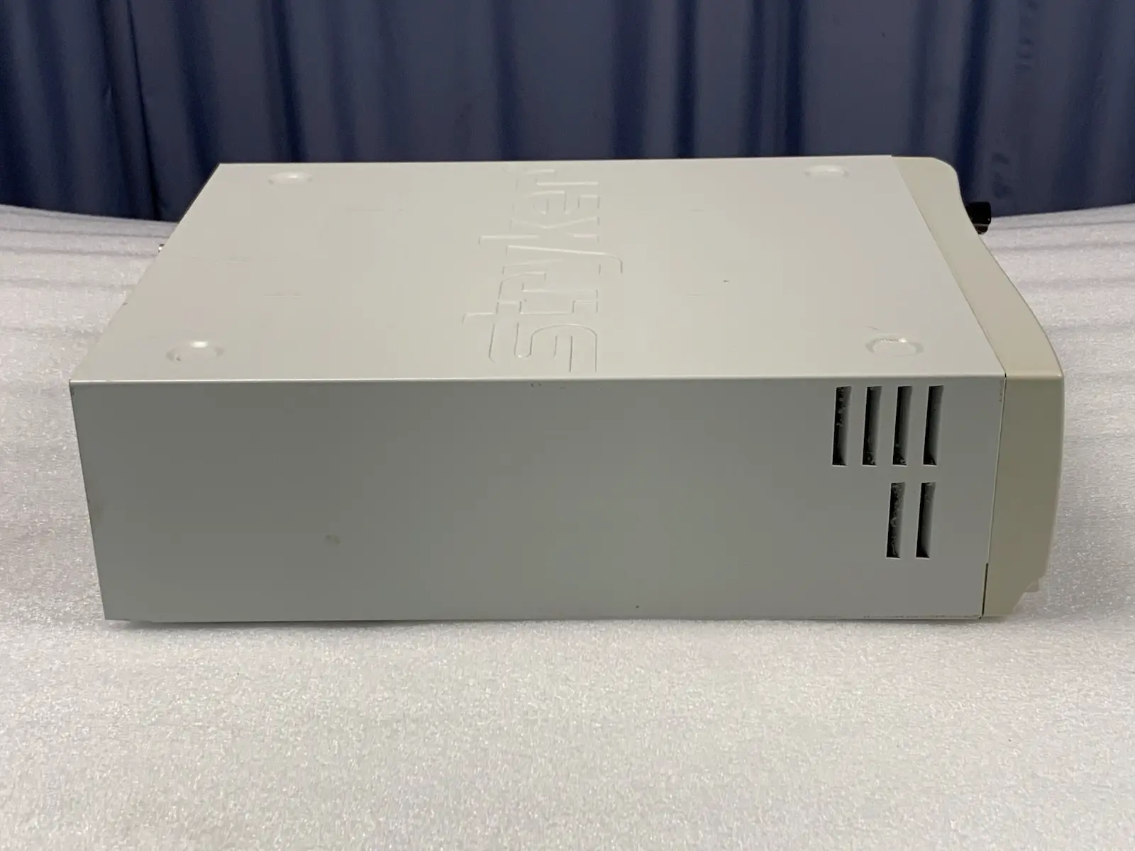 Stryker Endoscopy L9000 LED Light Source – Ref: 0220-210-000 220-210-000 #3