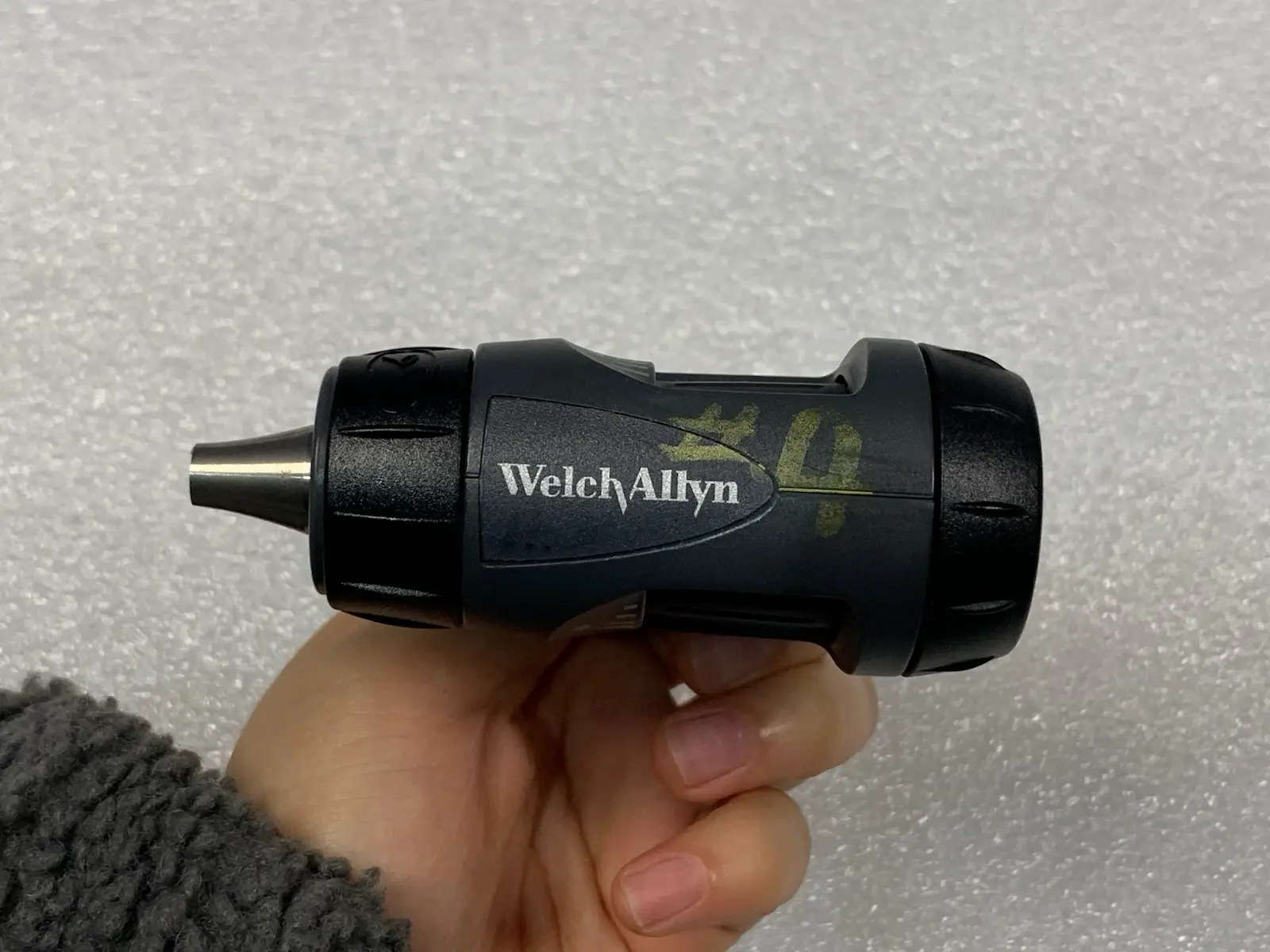 Welch Allyn 23810 & 23920 Macroview Otoscope w Handle + Case