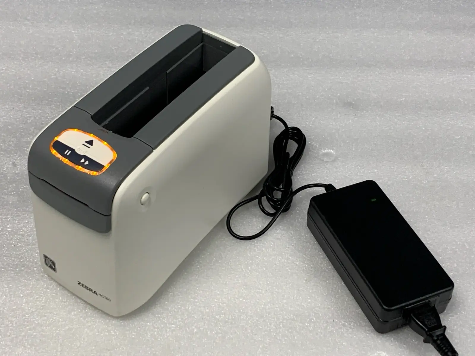 Zebra HC100 Wireless Wrist Band Printer w PSU