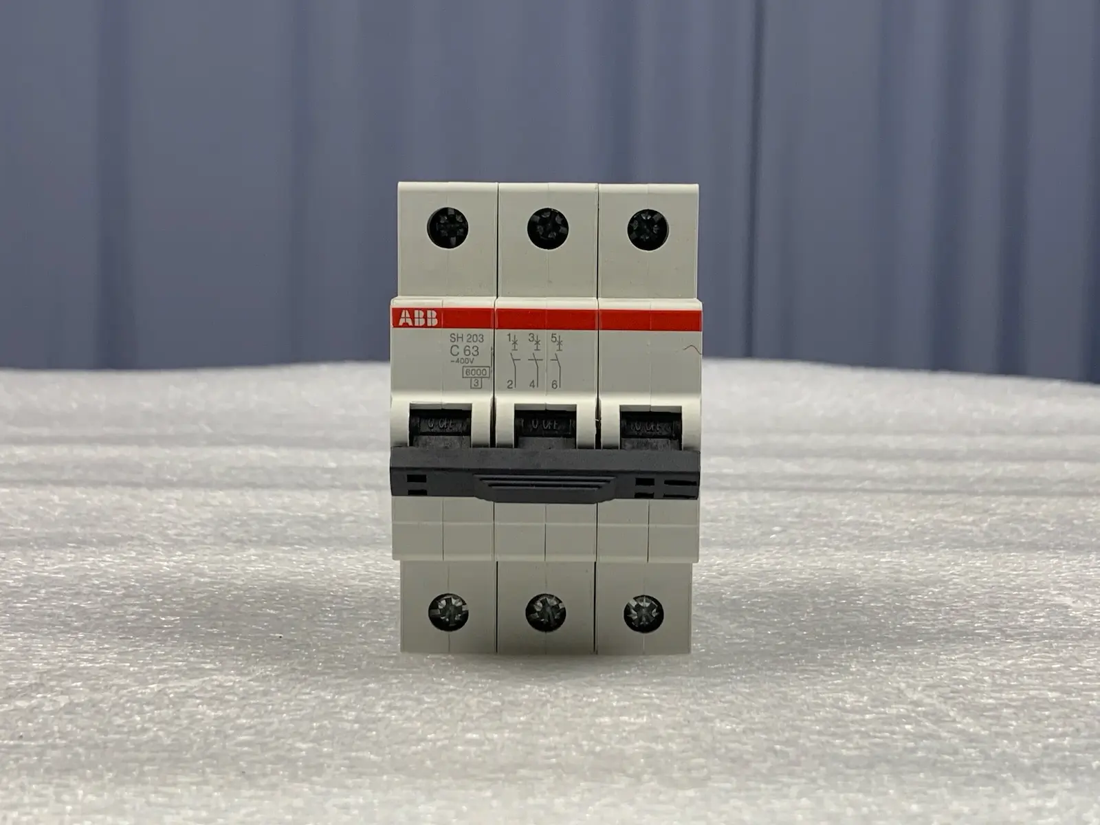 4x ABB SH203-C63 3P Miniature Circuit Breaker 2CDS213001R0324