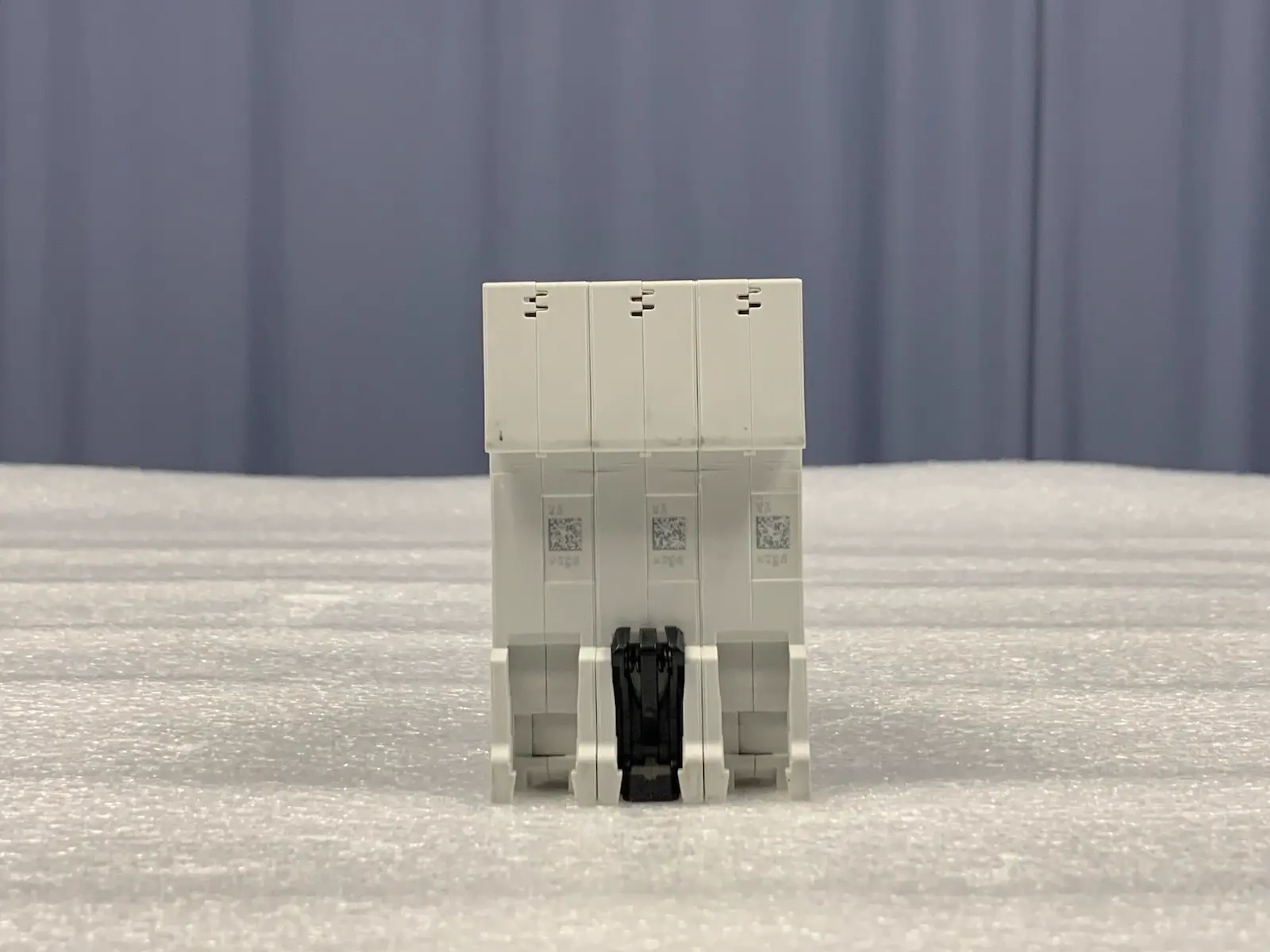 4x ABB SH203-C63 SH203C63 Miniature Circuit Breaker - 3 Pole 63A 2CDS213001R0634