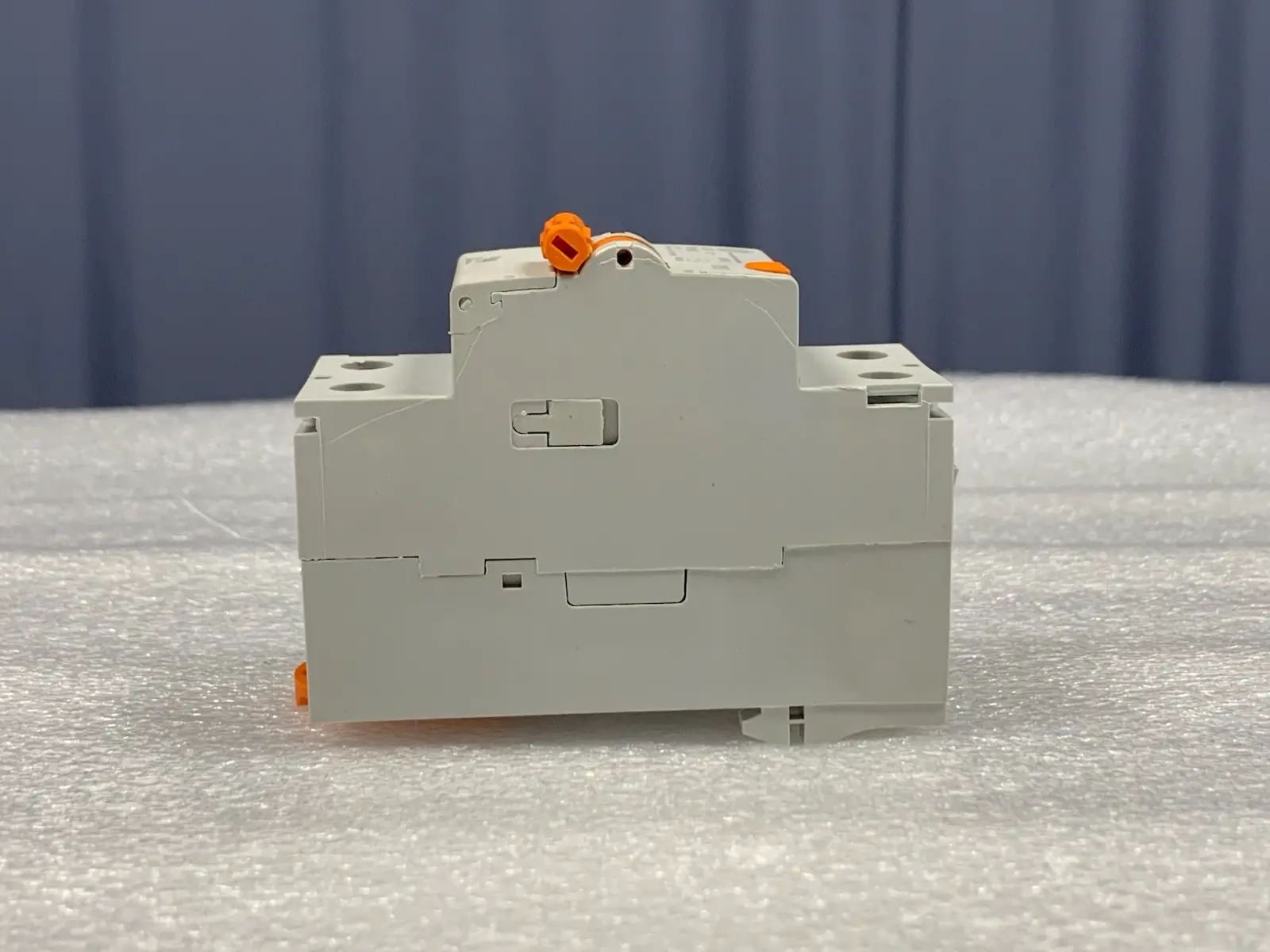 4x GE DCG 263/030 63A 2Pole 30mA Residual Current Circuit Breaker - 608413