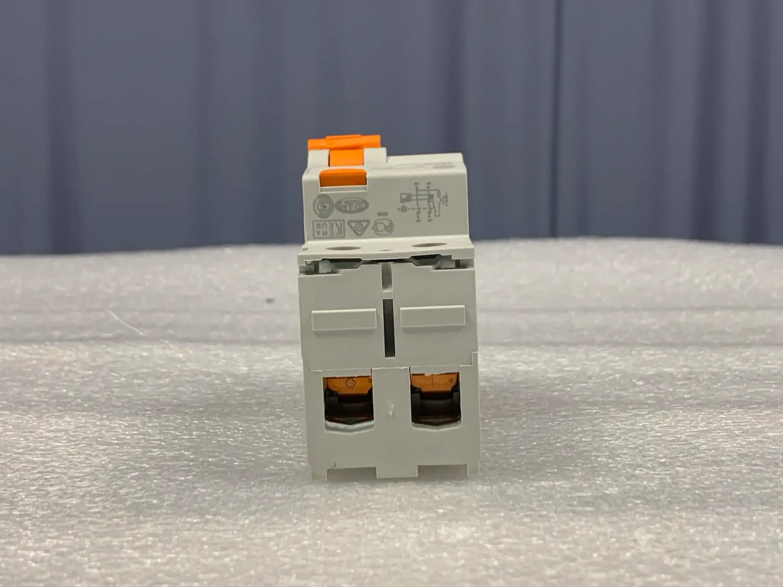 4x GE DCG 263/030 63A 2Pole 30mA Residual Current Circuit Breaker - 608413