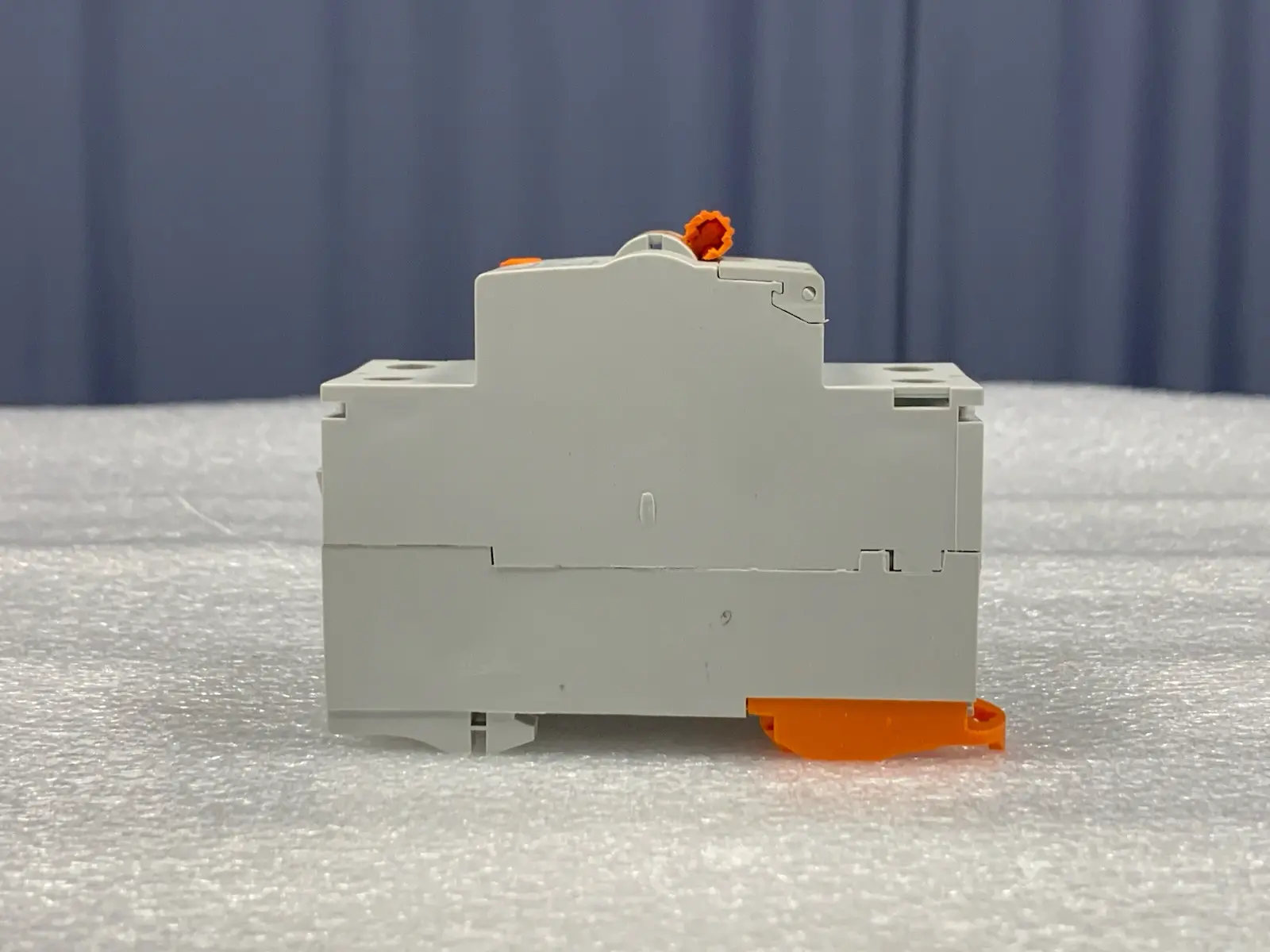 4x GE DCG 263/030 63A 2Pole 30mA Residual Current Circuit Breaker - 608413