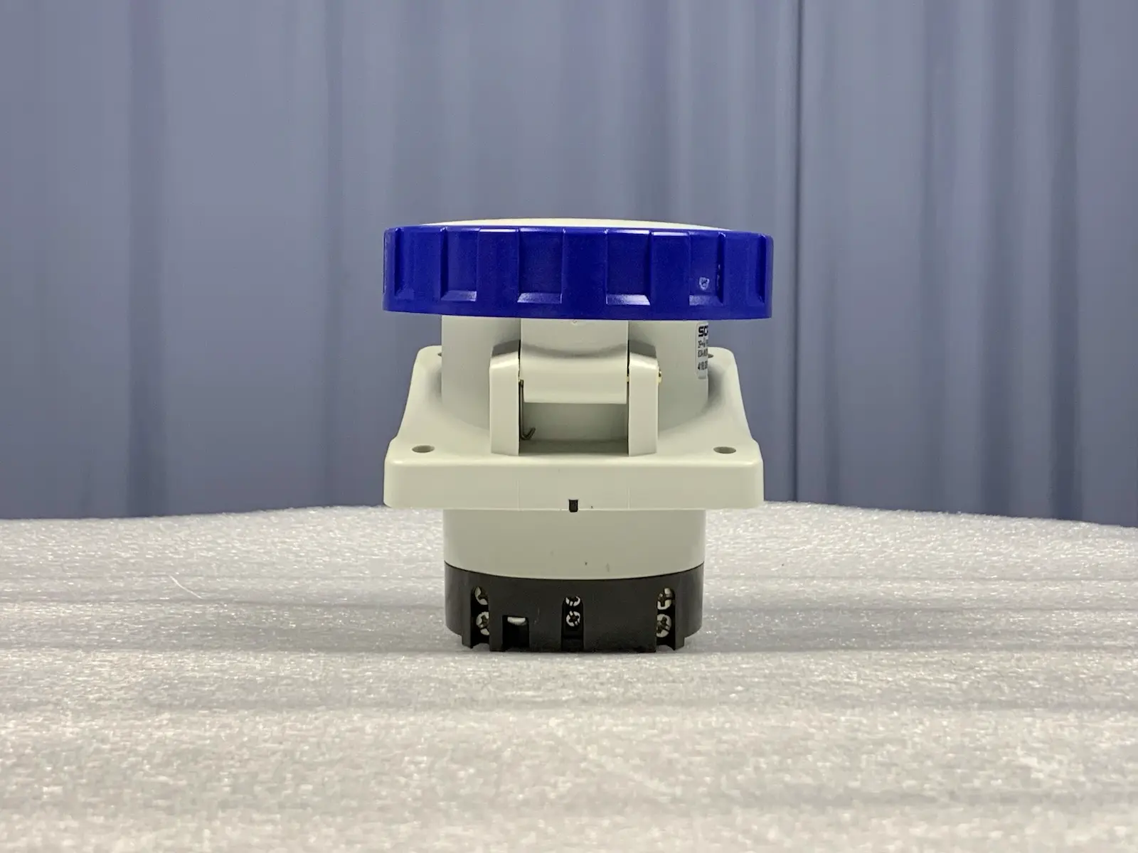 4x Scame 418.6363 Optima Flush Mount Socket 2P+E IP66/IP67 63A 6h - Used