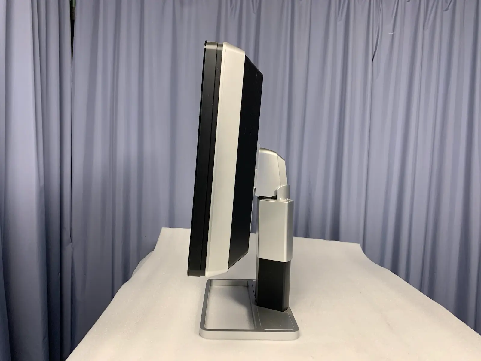 Barco Coronis Fusion MDCC-6230 30" 6MP Colour Color Radiology Monitor - AS IS