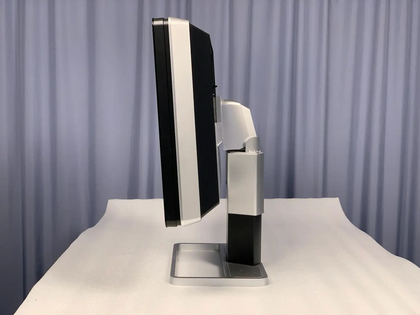 Barco Coronis Fusion MDCC-6230 30" 6MP Colour Color Radiology Monitor - No PSU