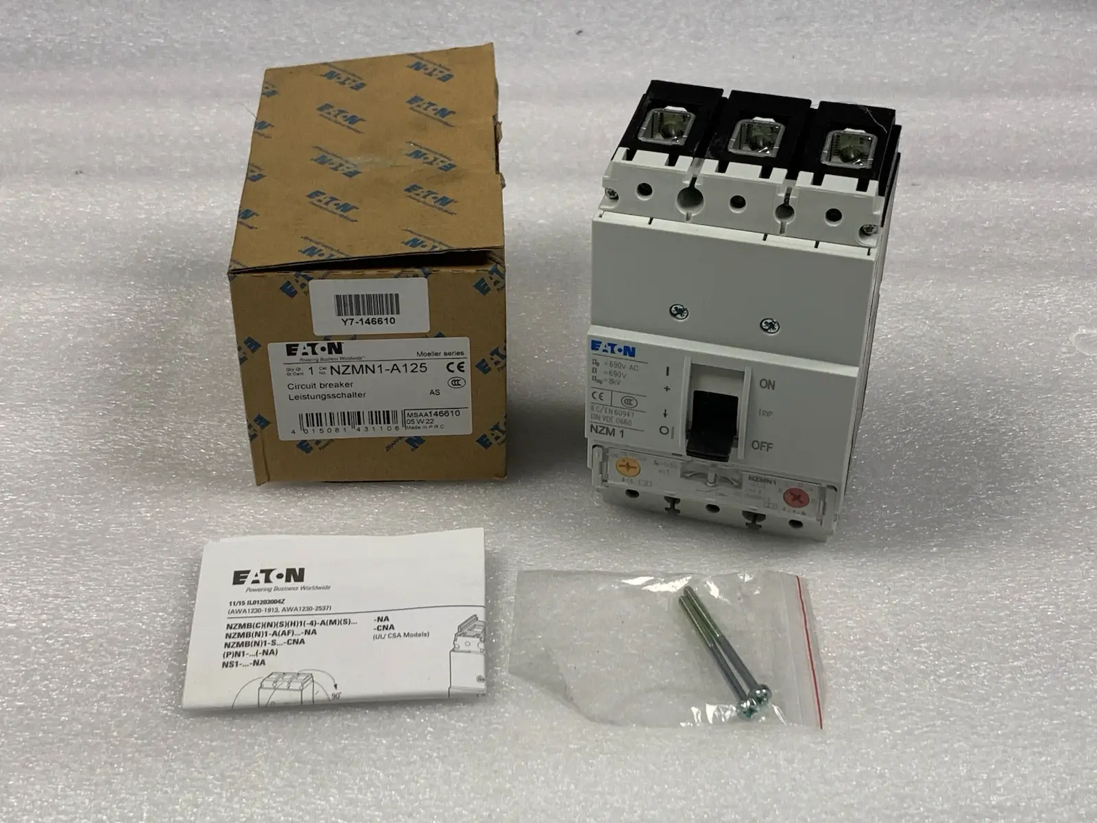 Eaton Moeller NZMN1-A125 Moeller NZM Complete Molded Case Circuit Breaker