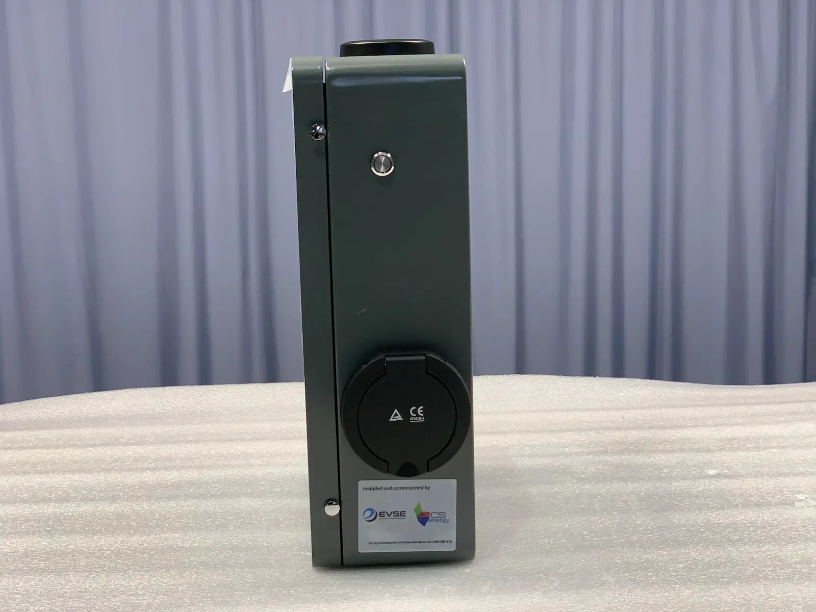 Ocular IOCAW05C-7S 7kW IQ Commercial Single Phase Smart AC EV Charger - New