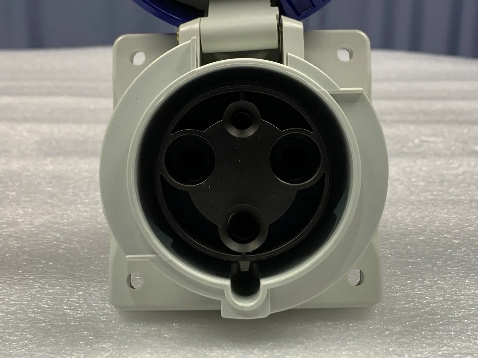 Scame 418.6363 Optima Flush Mount Socket 2P+E IP66/IP67 63A 6h