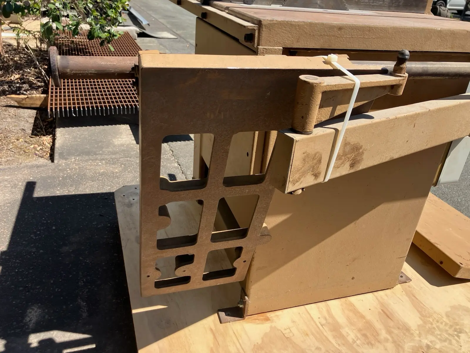 SCM L'invincibile Invincible S112B 3 Phase Sliding Table Panel Saw