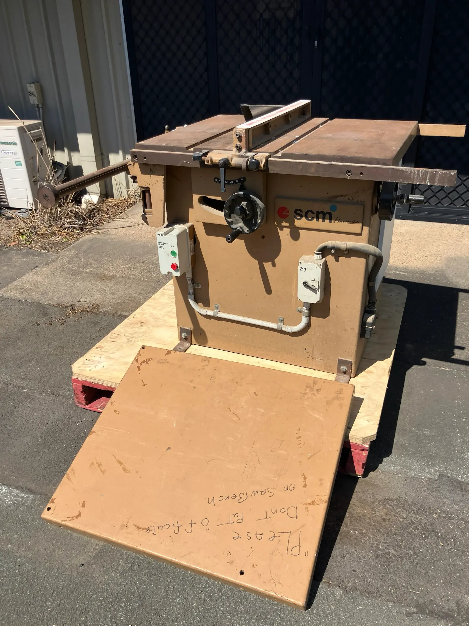 SCM L'invincibile Invincible S112B 3 Phase Sliding Table Panel Saw