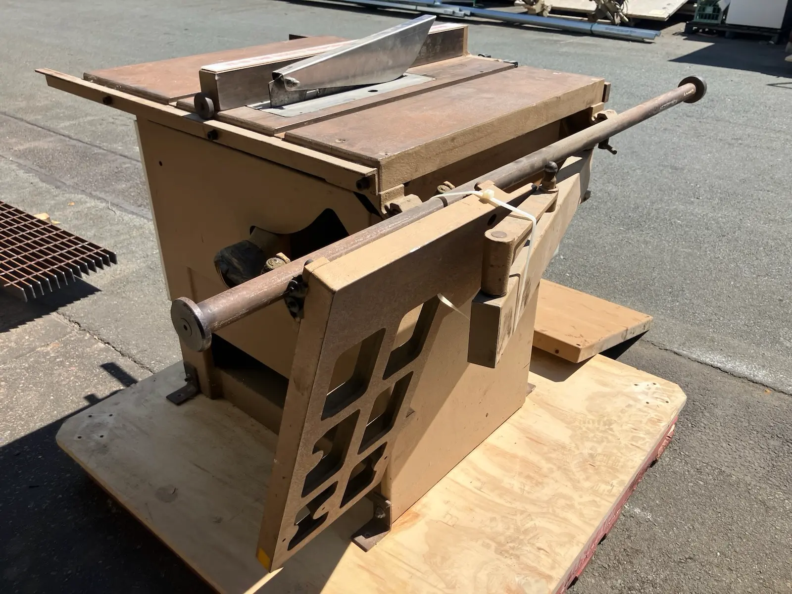 SCM L'invincibile Invincible S112B 3 Phase Sliding Table Panel Saw