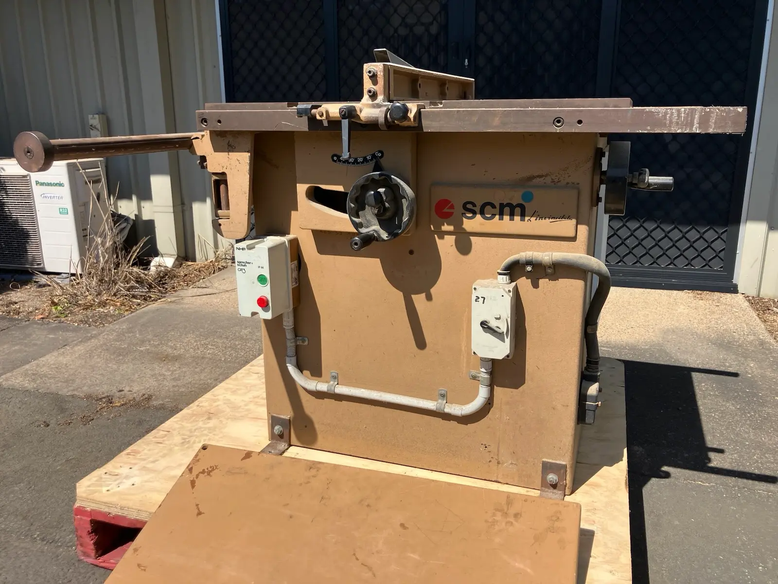 SCM L'invincibile Invincible S112B 3 Phase Sliding Table Panel Saw