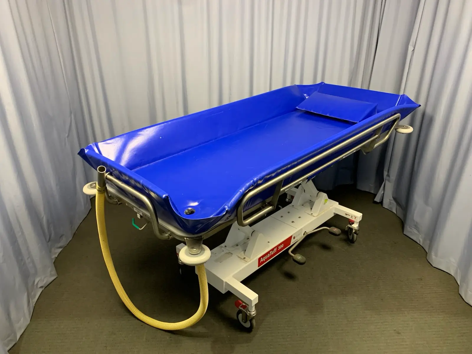 Select Aquatuff 300 Hydraulic Bariatric 300kg Shower Bath Trolley Bed