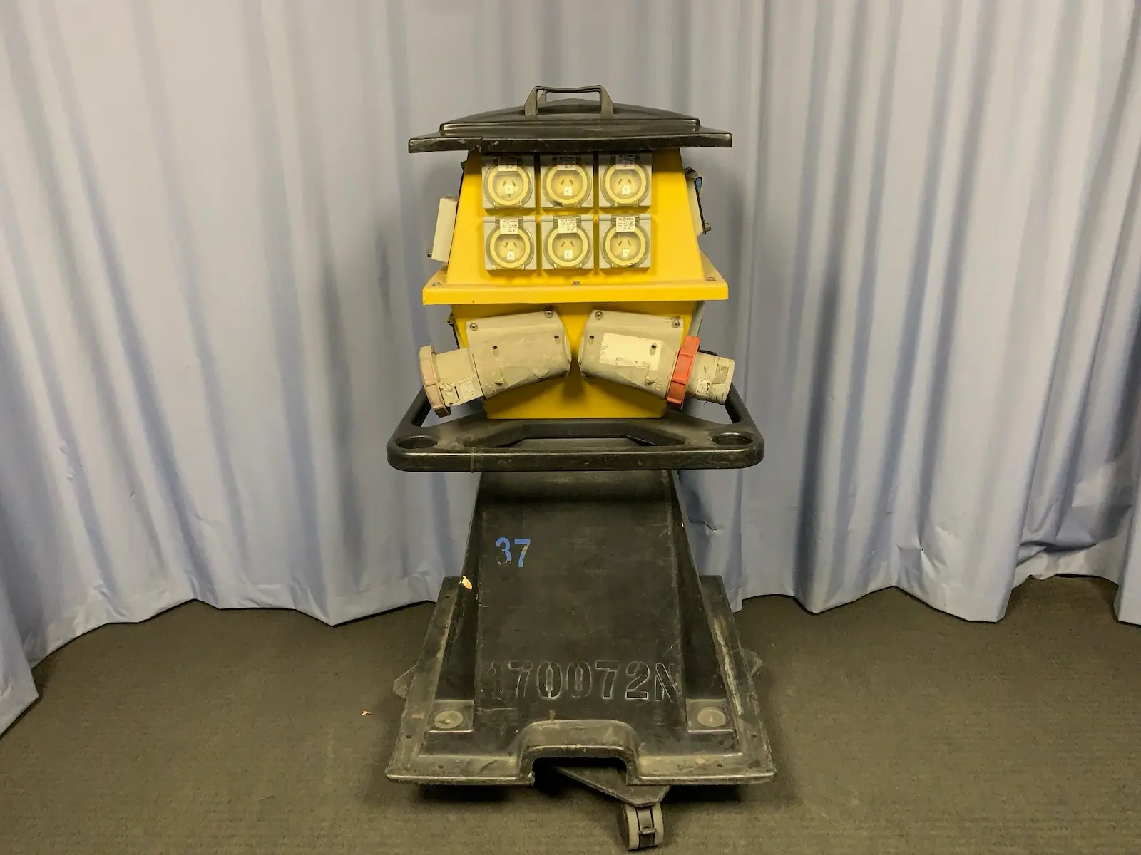 Spinefex Lifeguard LG17 IP66 3P Portable Distribution Assembly Hub 415V #2