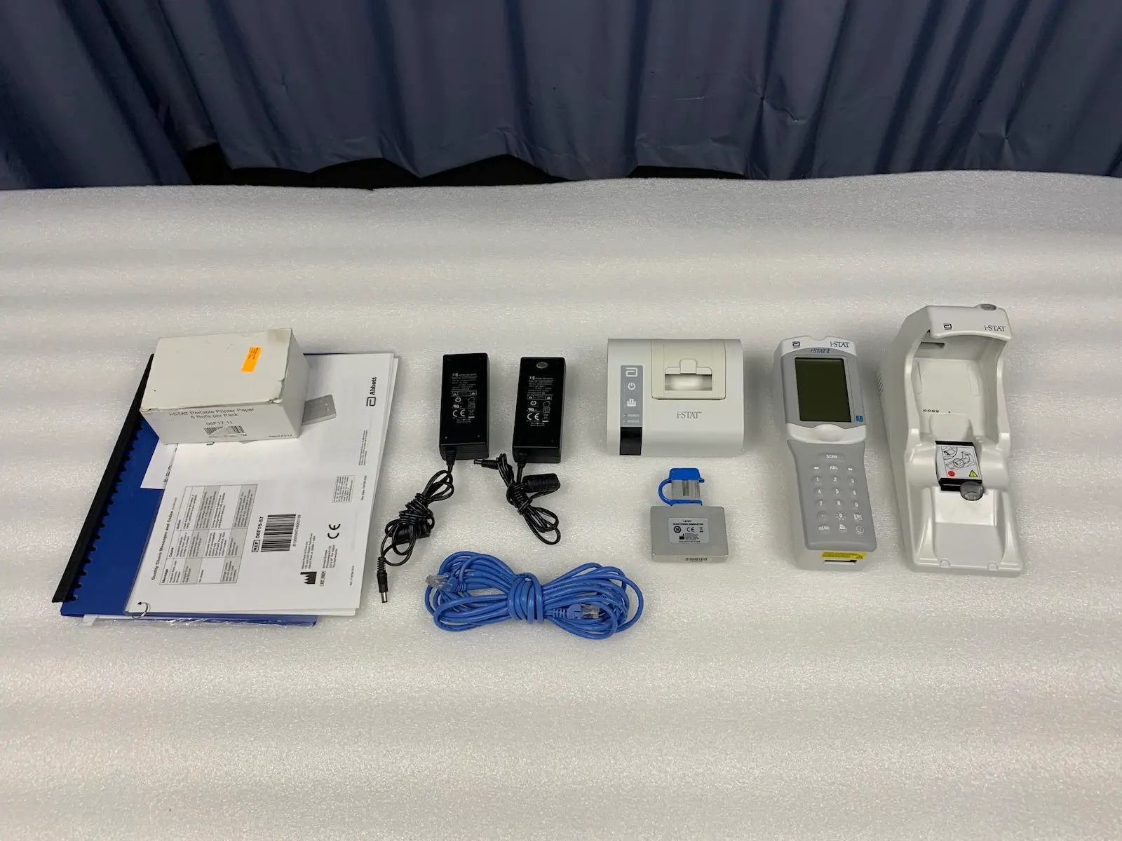 Abbott i-STAT 1 300-G Handheld Blood System Analyzer w Accs Dock Printer #2