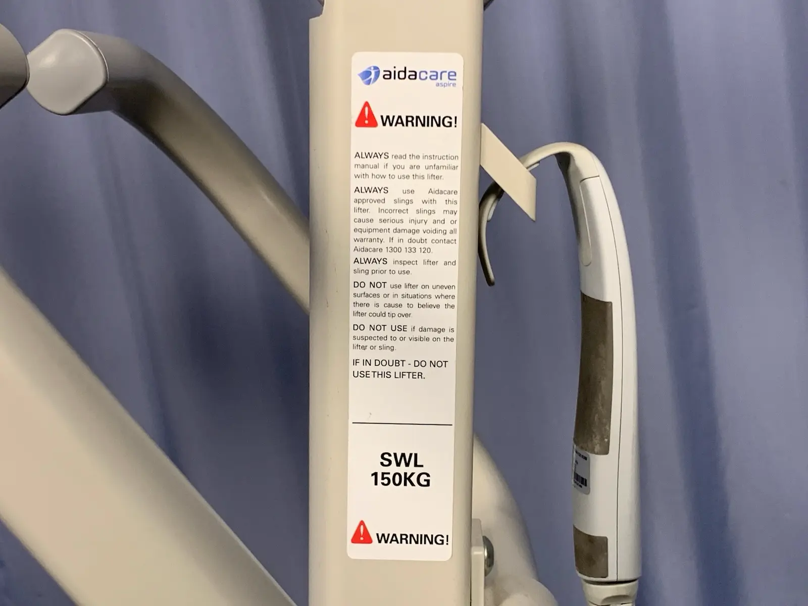 Aidacare Aspire A150F Aluminium Manual Leg 150kg Patient Lifter Hoist