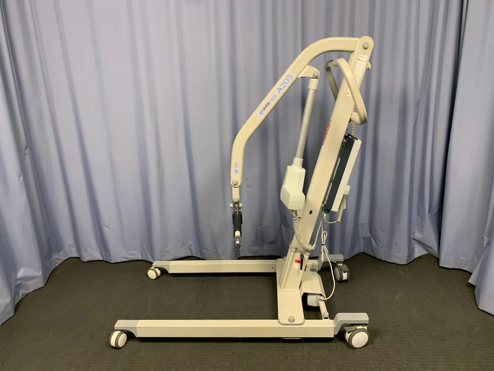 Aidacare Aspire A205 Aluminium Electric Leg 205kg Patient Lifter Hoist