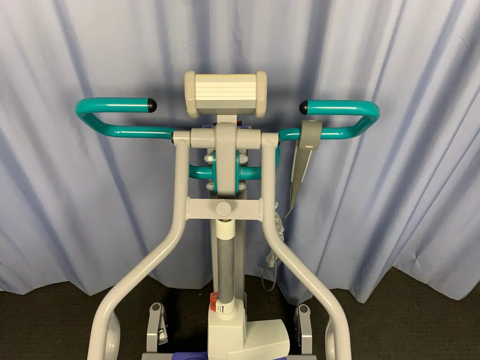 Arjo Huntleigh Sara 3000 Patient Sit Stand Lift Aid Hoist w Scale