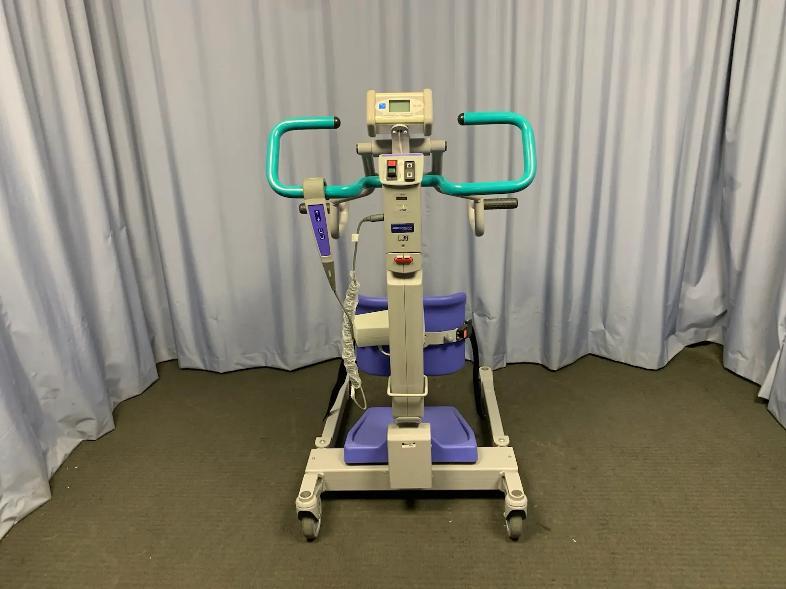 Arjo Huntleigh Sara 3000 Patient Sit Stand Lift Aid Hoist w Scale