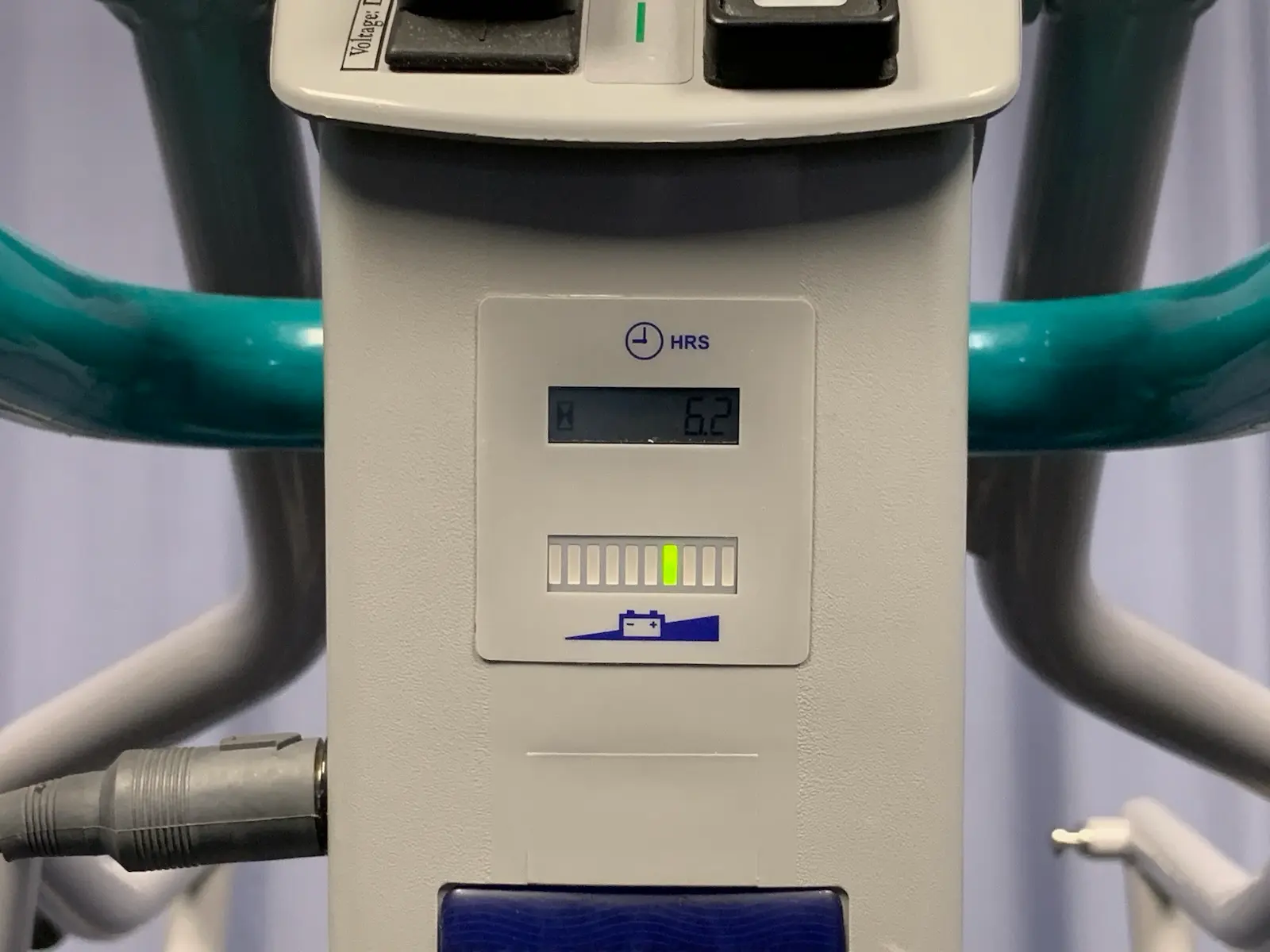 Arjo Huntleigh Sara 3000 Patient Sit Stand Lift Aid Hoist w Scale