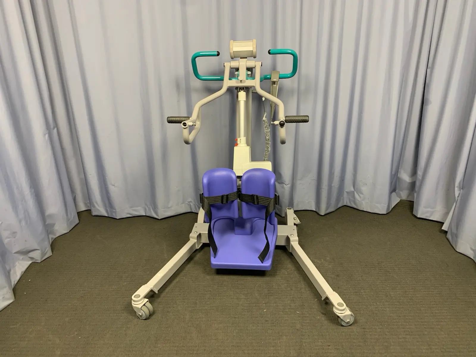 Arjo Huntleigh Sara 3000 Patient Sit Stand Lift Aid Hoist w Scale