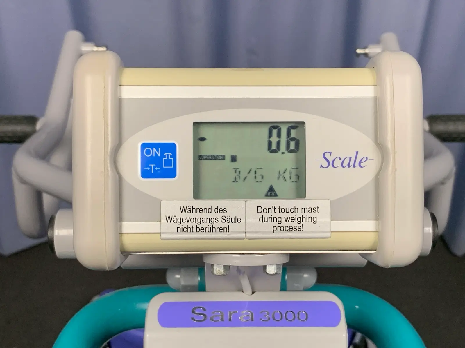 Arjo Huntleigh Sara 3000 Patient Sit Stand Lift Aid Hoist w Scale